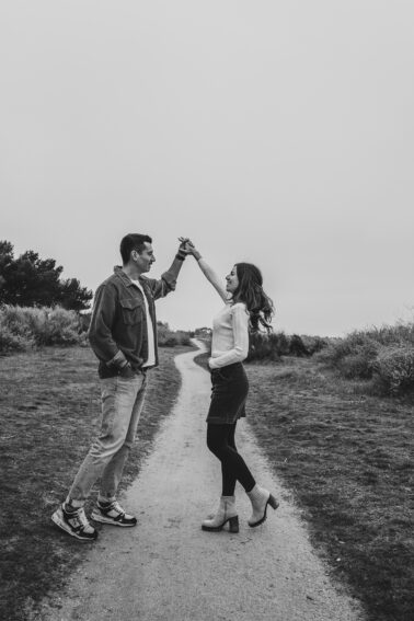danse couple chemin