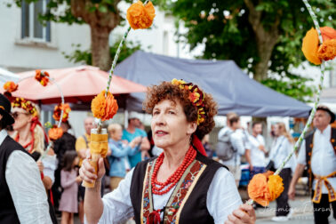 défilé châtel femme polonaise