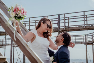 mari et femme photo couple bouquet carrelet